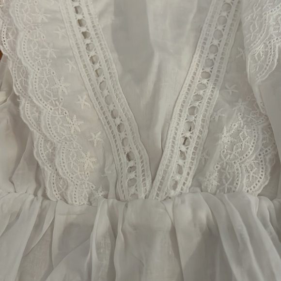 BRAND NEW! Girls white lace embroidered summer dress 5-6y - Picture 2 of 3